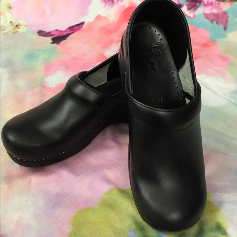 Dansko clogs matte black size 40 very good preowned - Picture 2 of 7